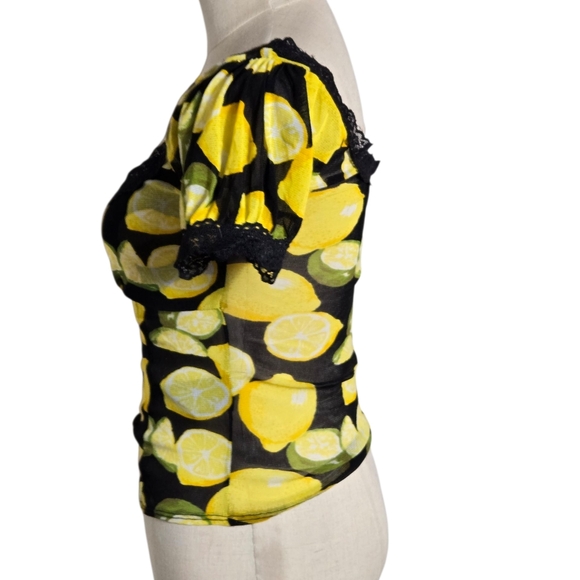 Kimchi Blue Black And Yellow Lemons Lace Trimmed Top NWT - Picture 5 of 7